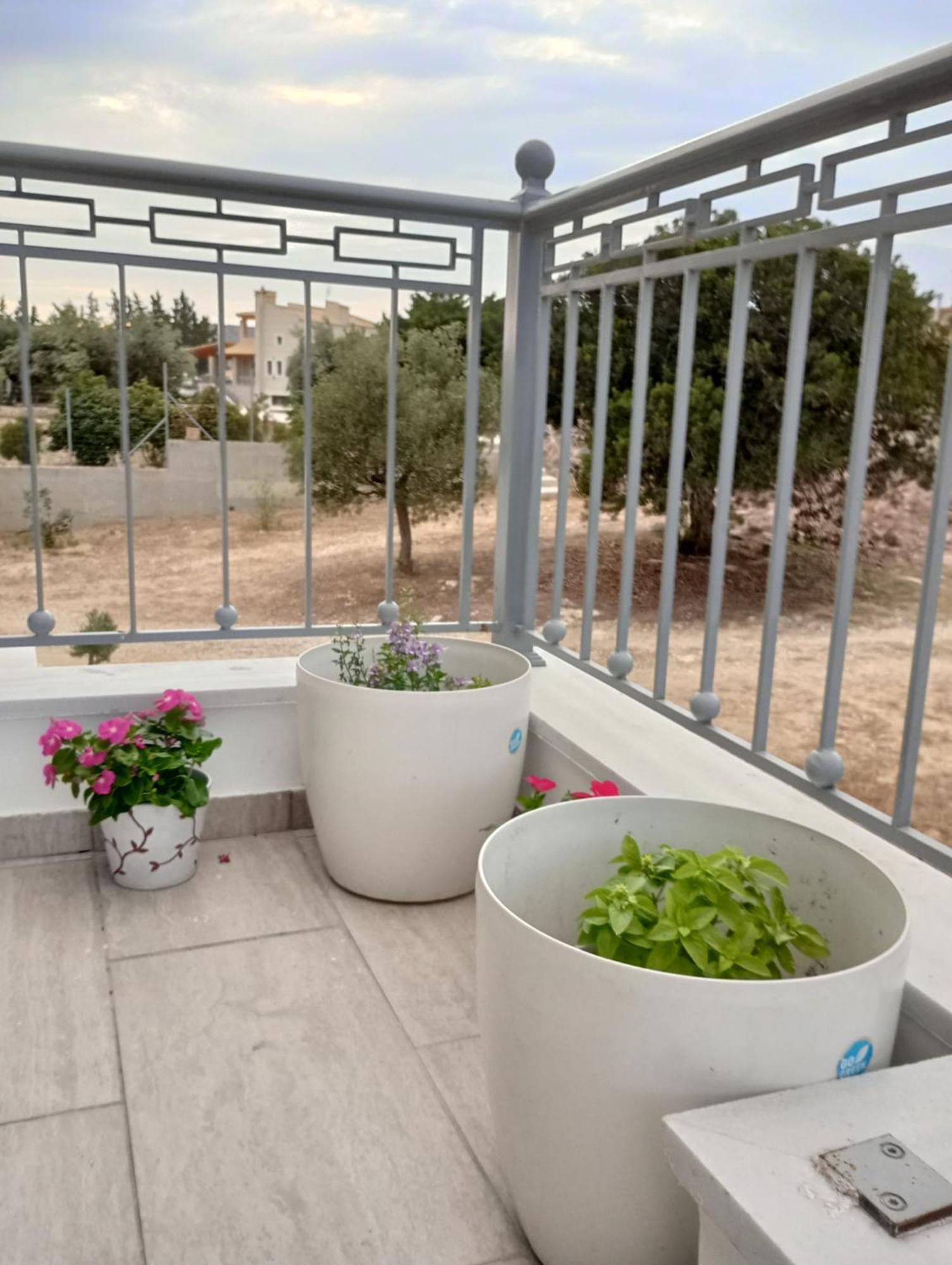 Apartament Coastal Garden Getaway Vári Zewnętrze zdjęcie